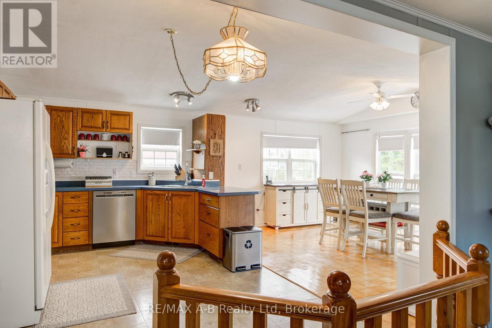 933 - 316489 31ST LINE Image 11