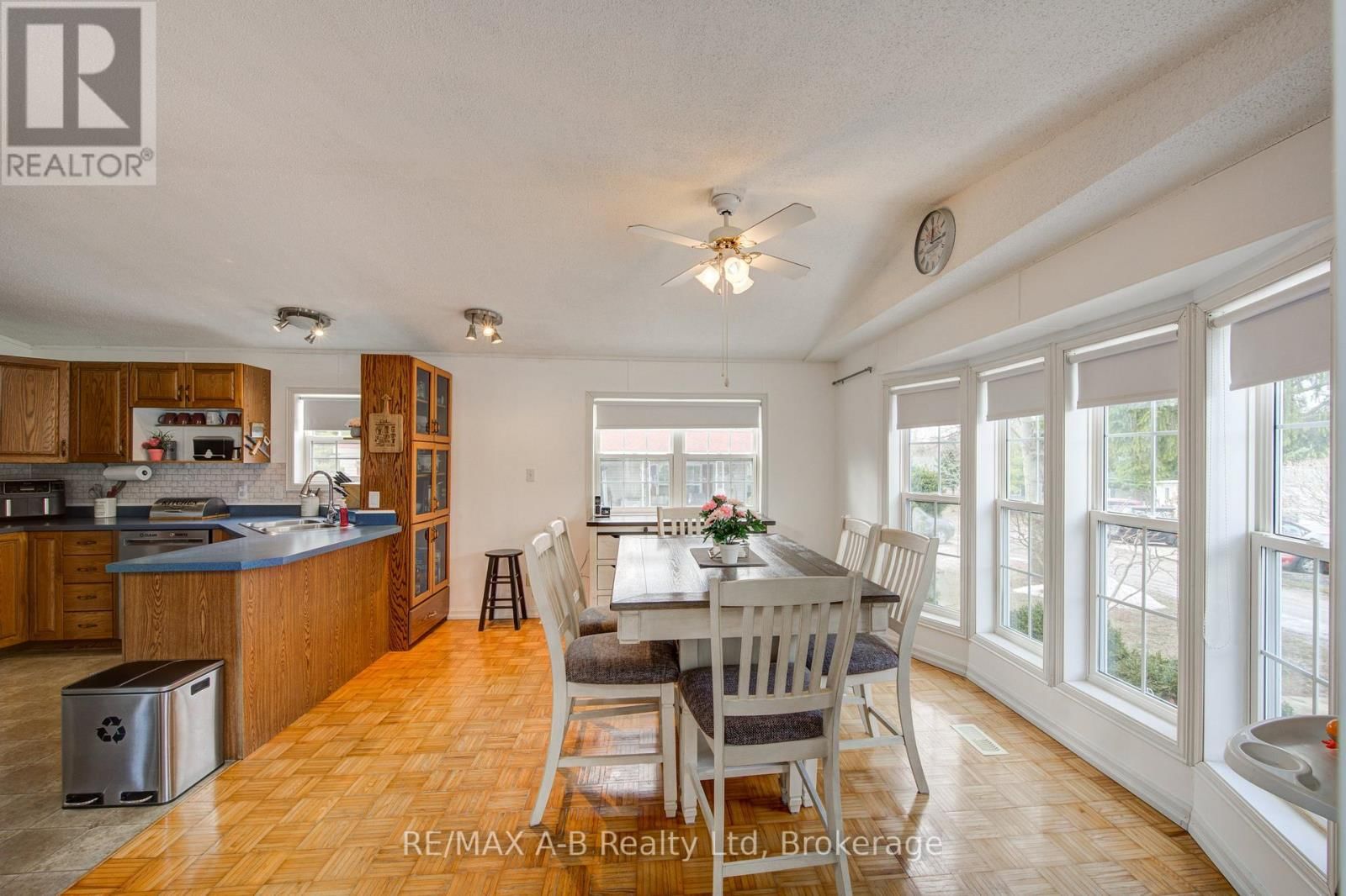 933 - 316489 31ST LINE Image 15