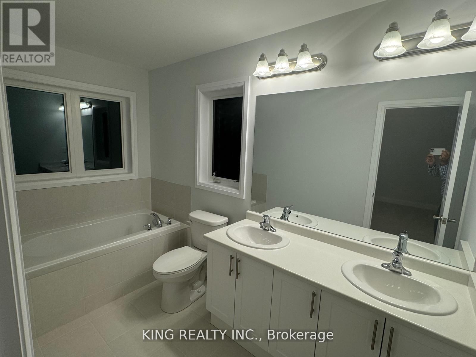 141 COLE TERRACE Image 10