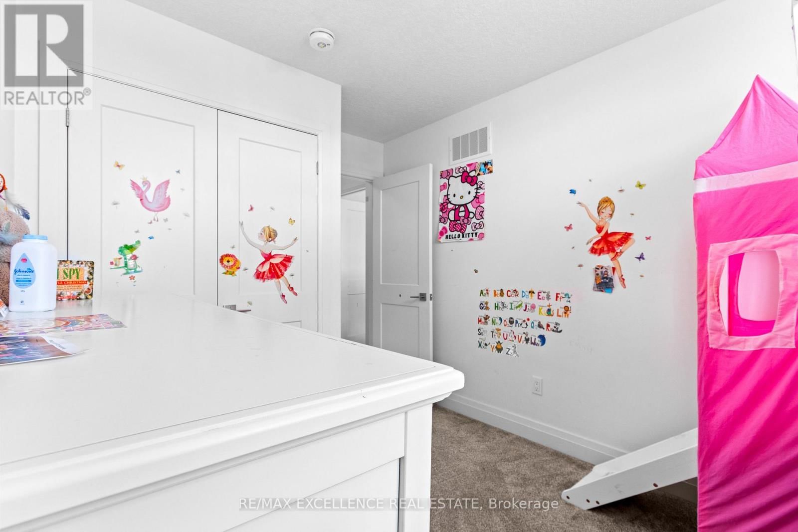 160 STONEBROOK WAY WEST Image 16