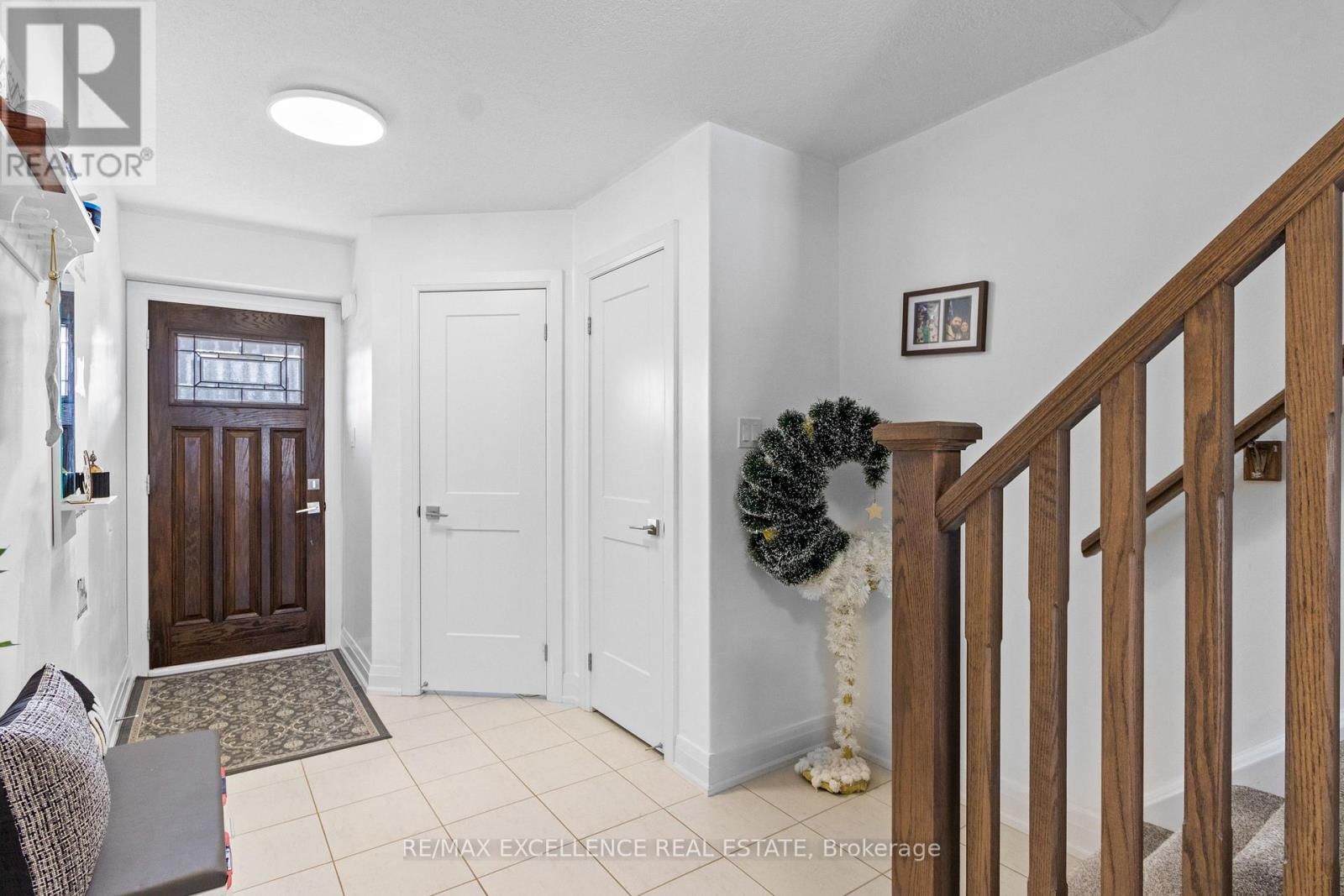 160 STONEBROOK WAY WEST Image 6