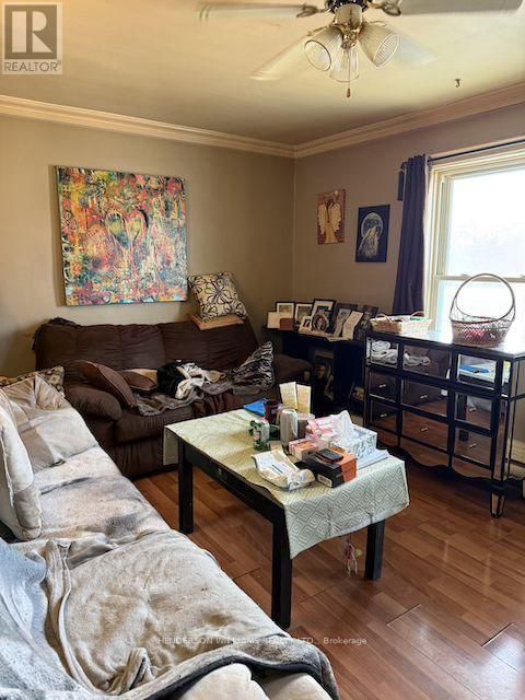 105 PINE STREET Image 19