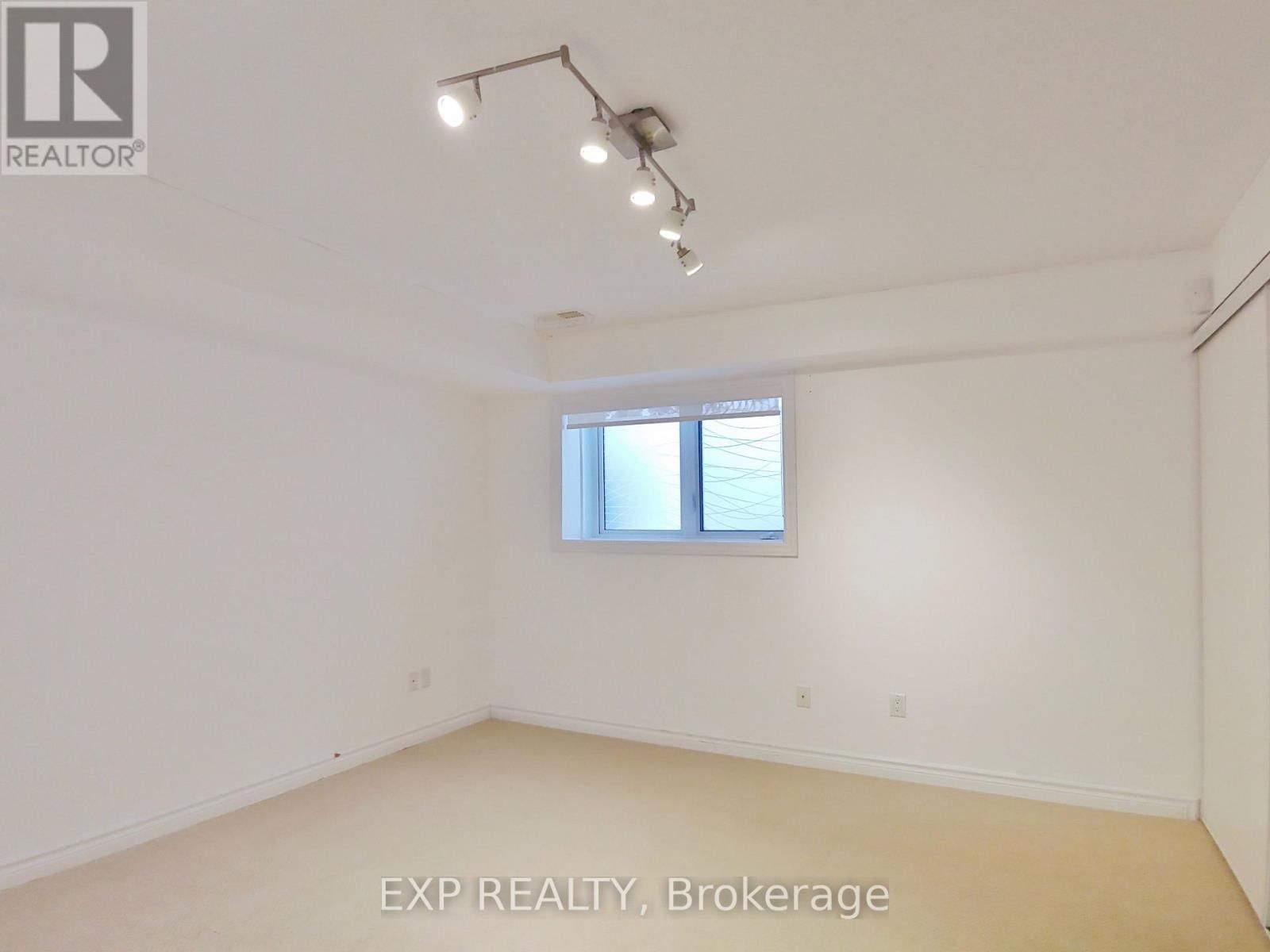 B - 605 CHAPMAN MILLS DRIVE Image 22