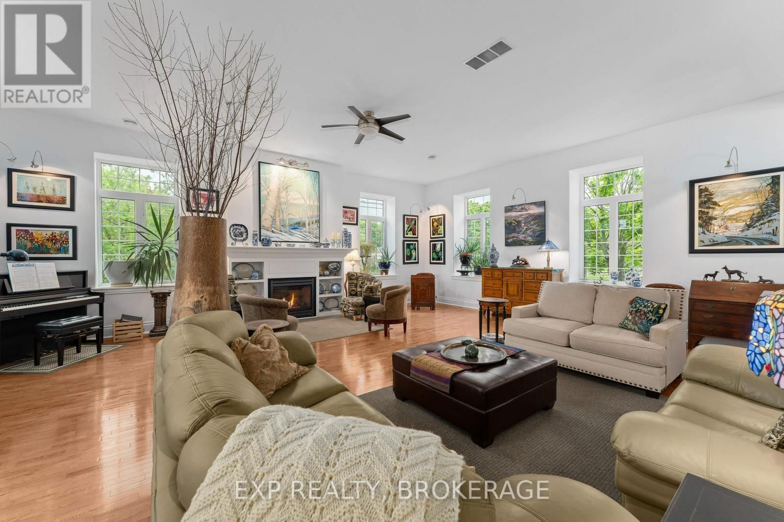 11 CROSS STREET Image 14