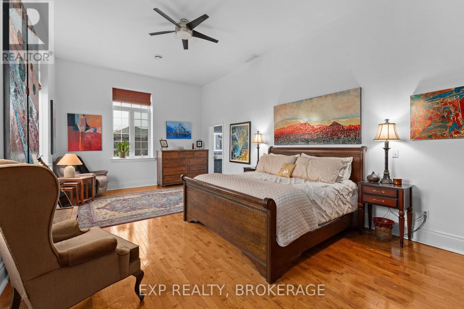 11 CROSS STREET Image 25