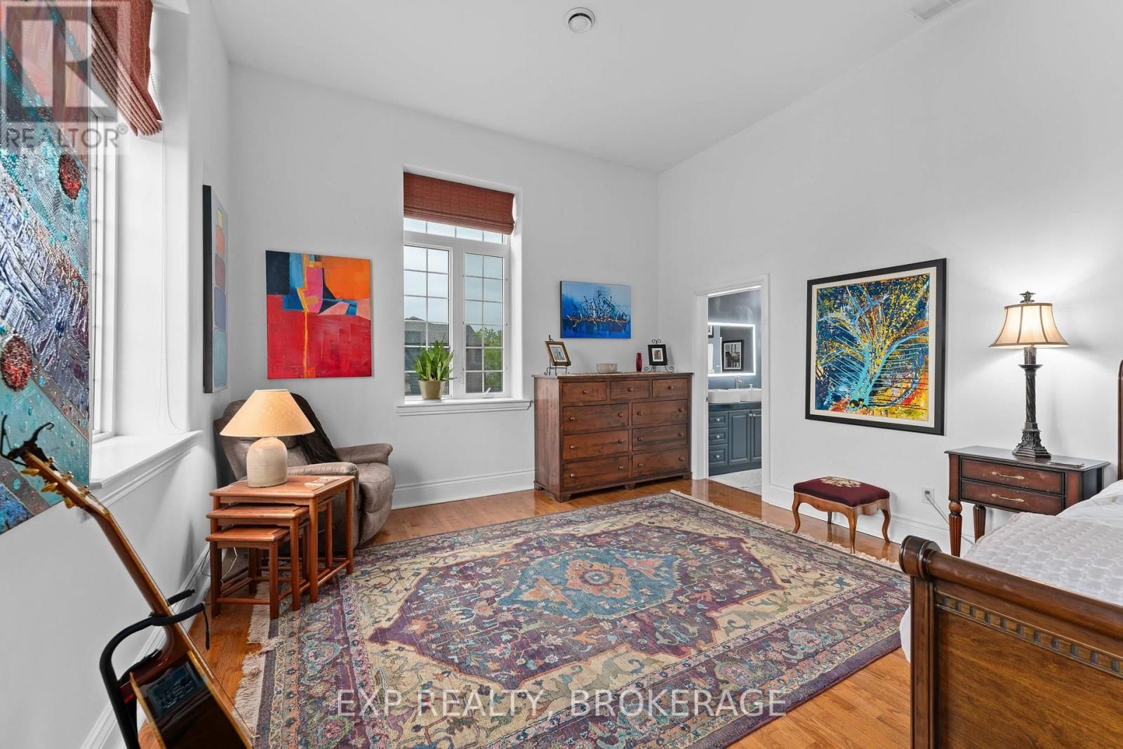 11 CROSS STREET Image 29