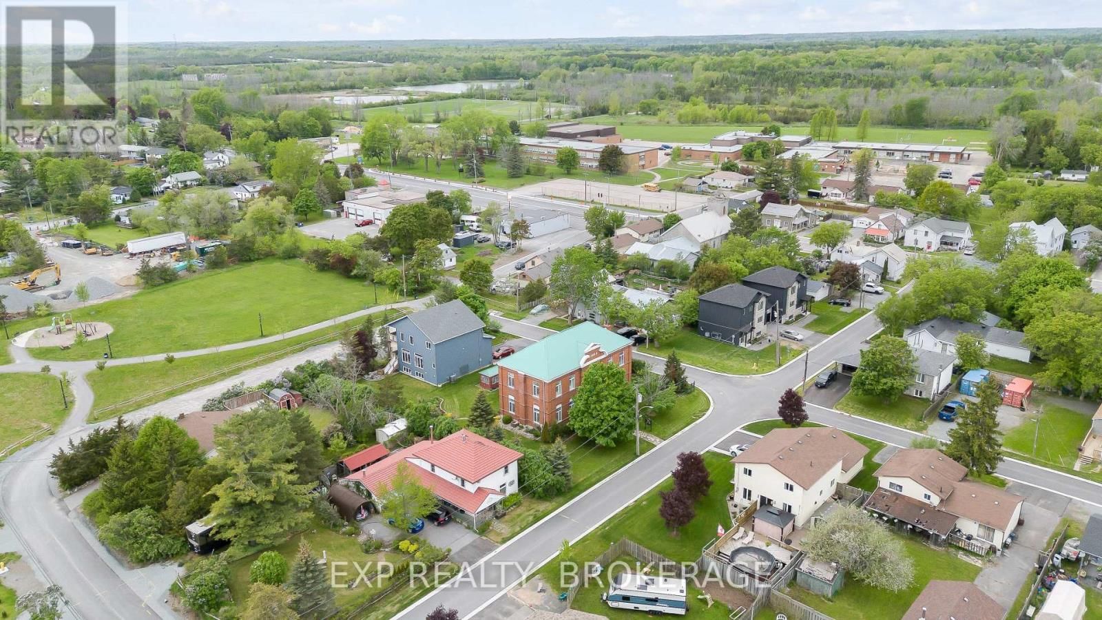 11 CROSS STREET Image 47