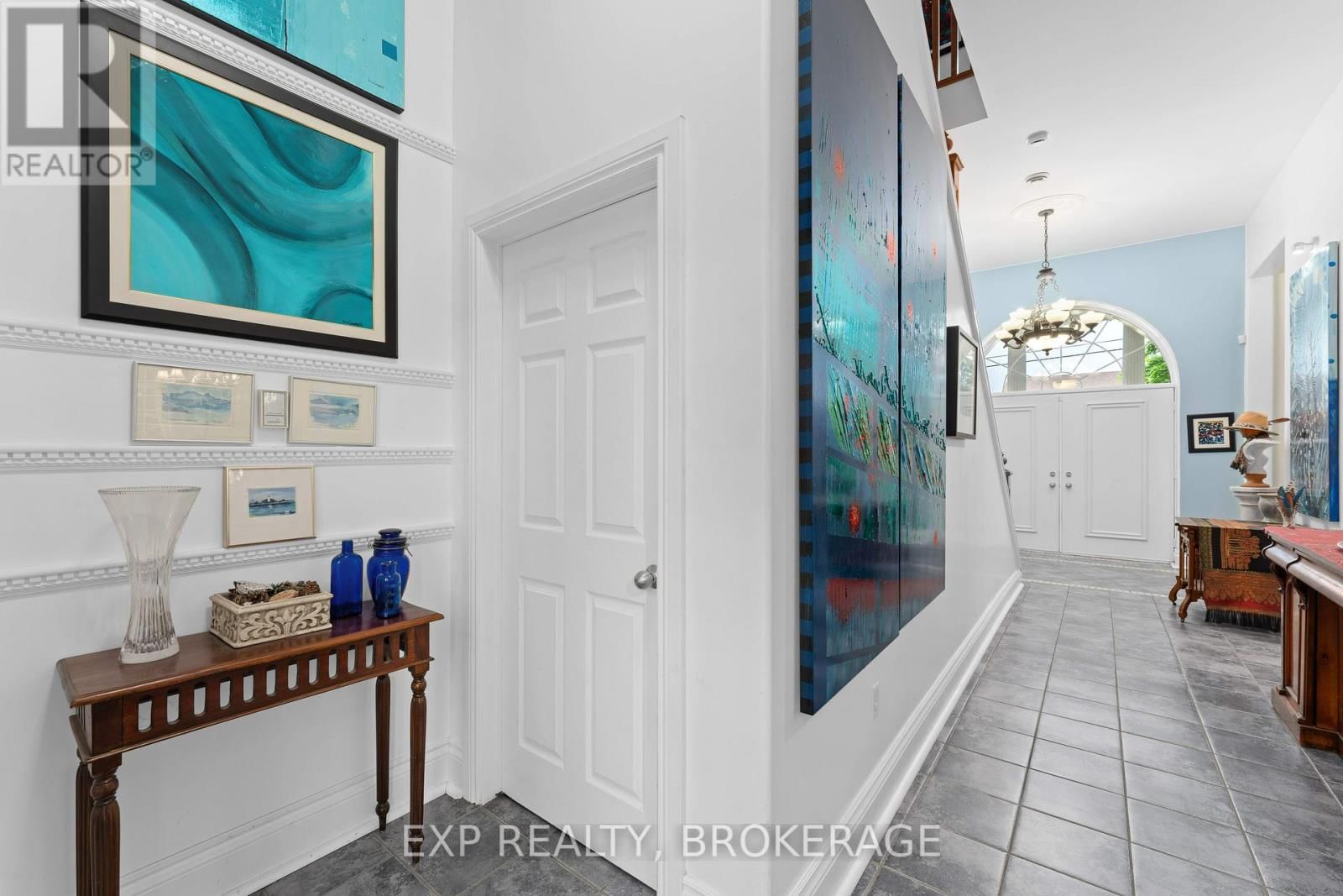 11 CROSS STREET Image 7