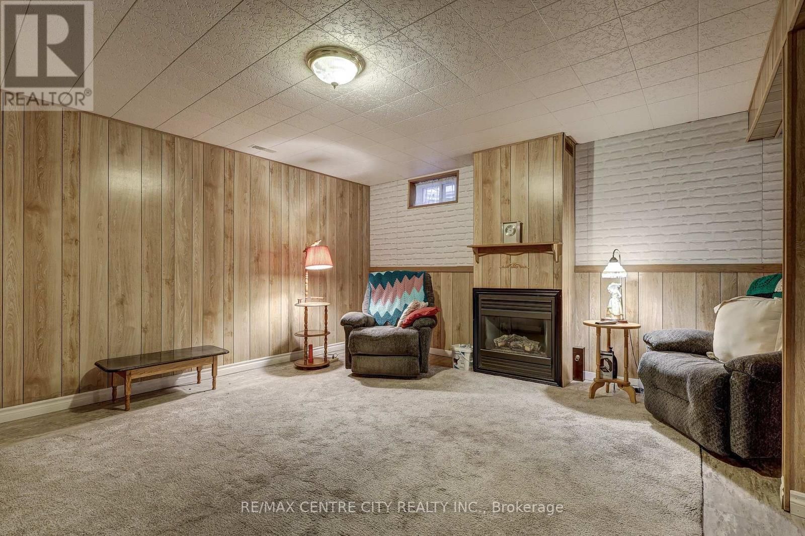 19 BRASHER DRIVE Image 14