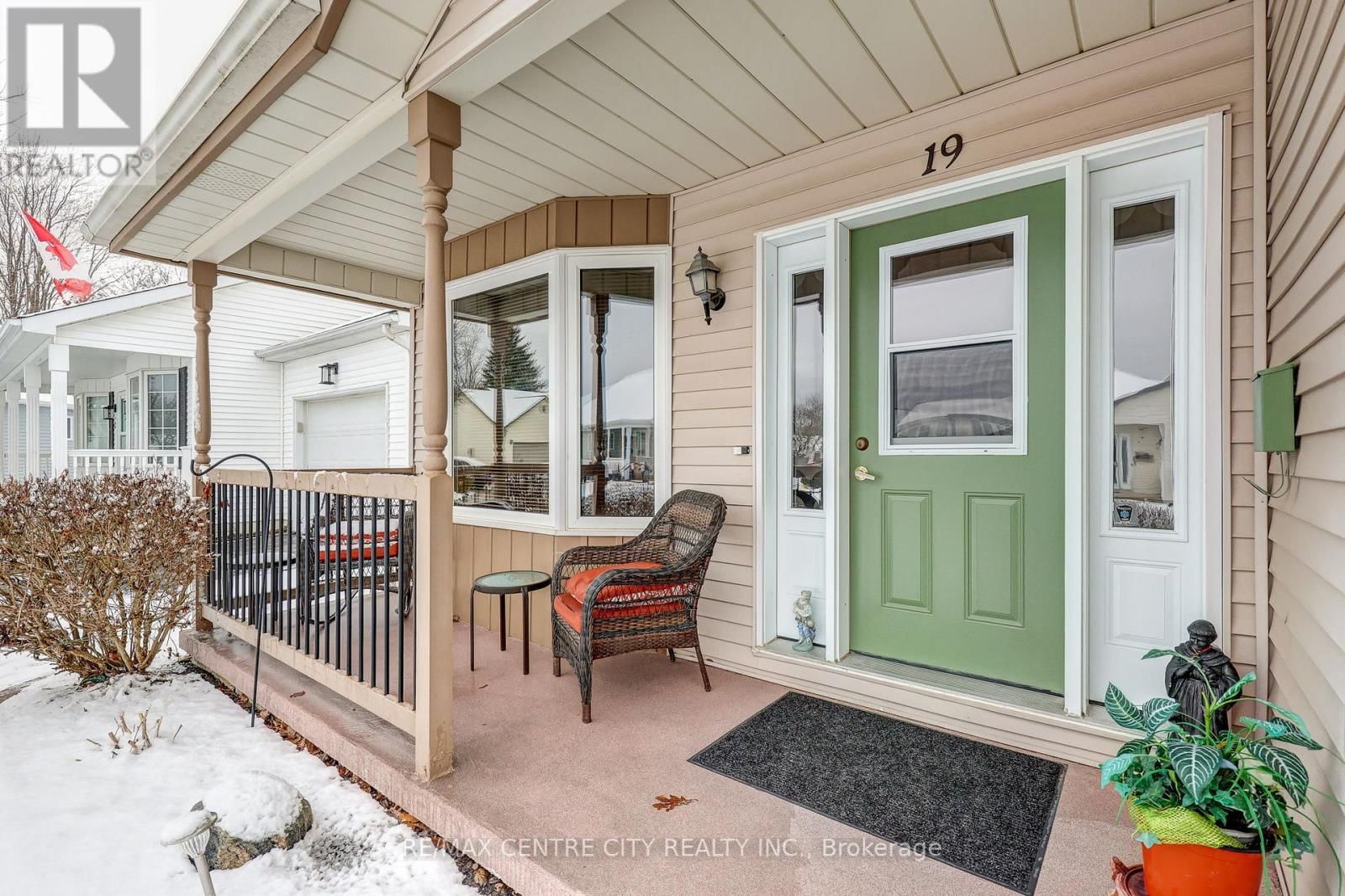 19 BRASHER DRIVE Image 2