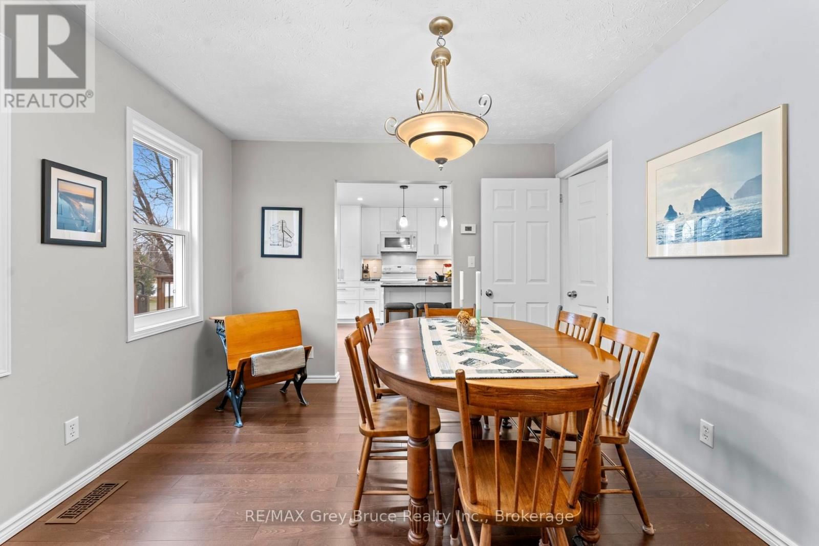 112 MARY AVENUE Image 14