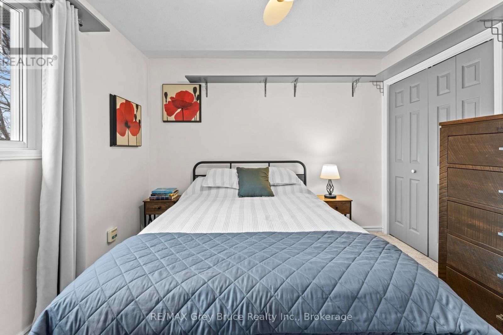 112 MARY AVENUE Image 16