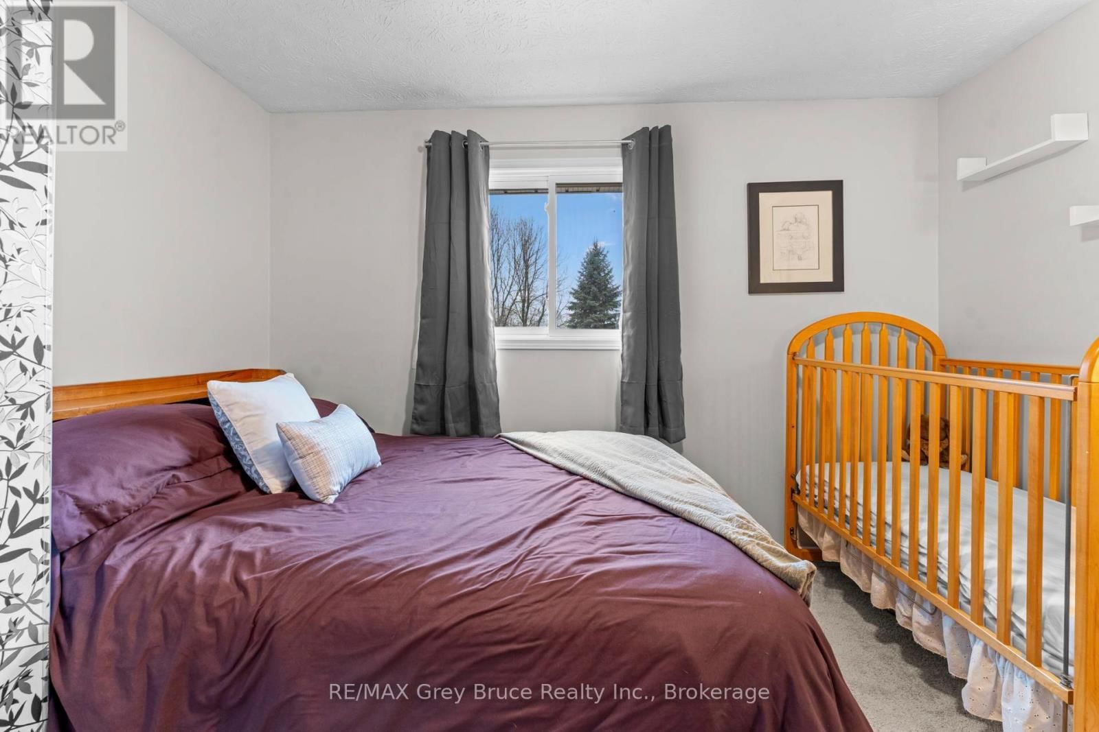 112 MARY AVENUE Image 21