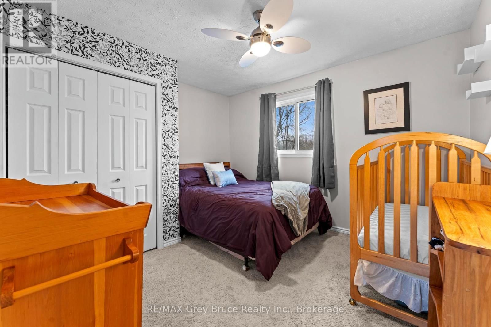 112 MARY AVENUE Image 24