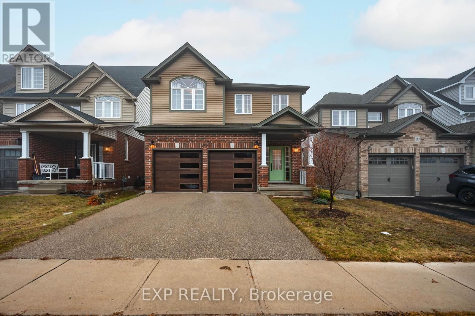 209 DRENTERS COURT Image 1