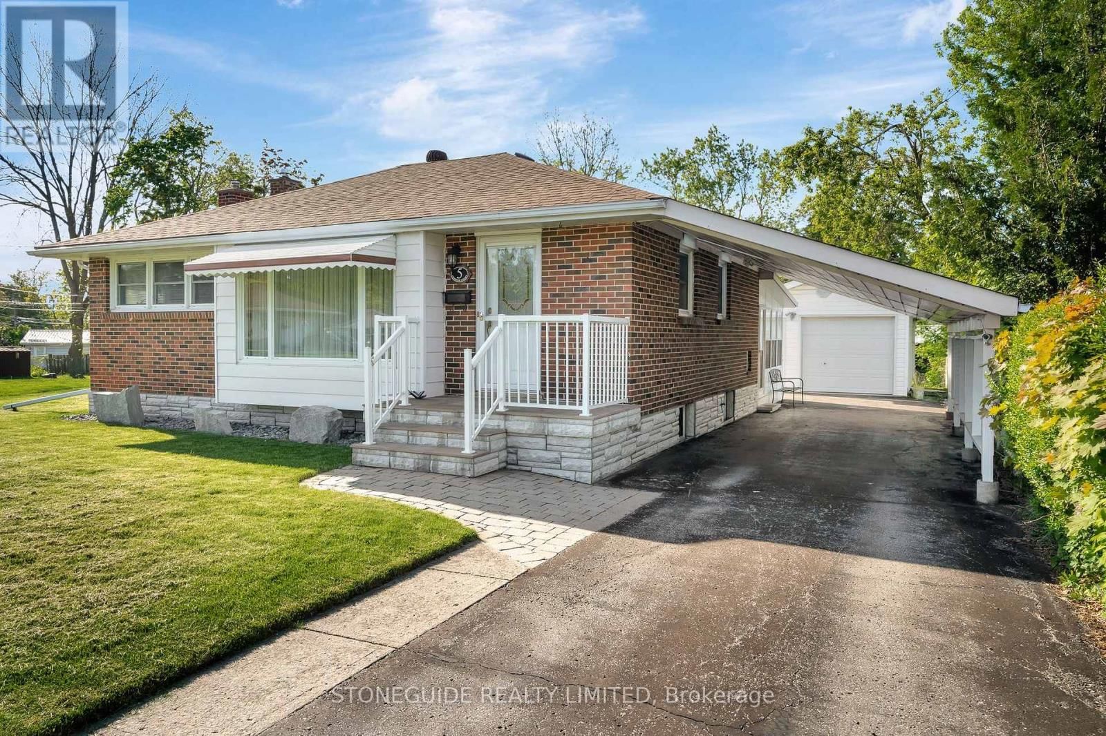 5 ARMOUR COURT Image 1