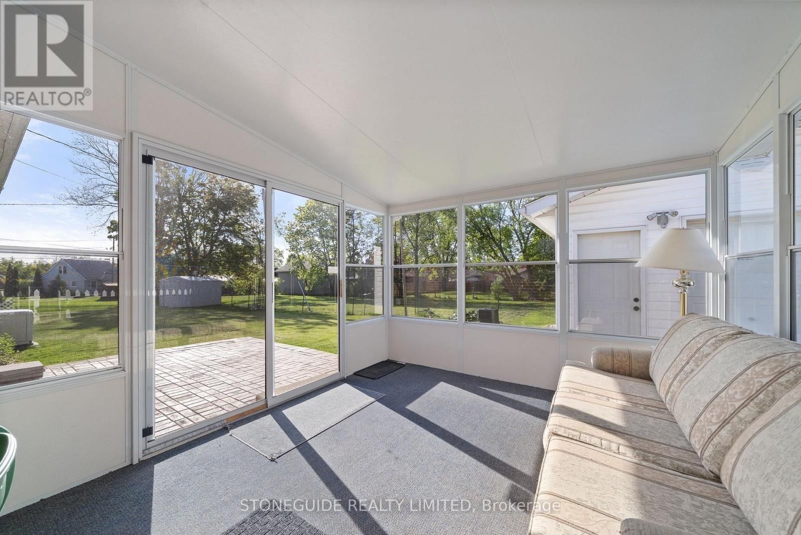 5 ARMOUR COURT Image 24