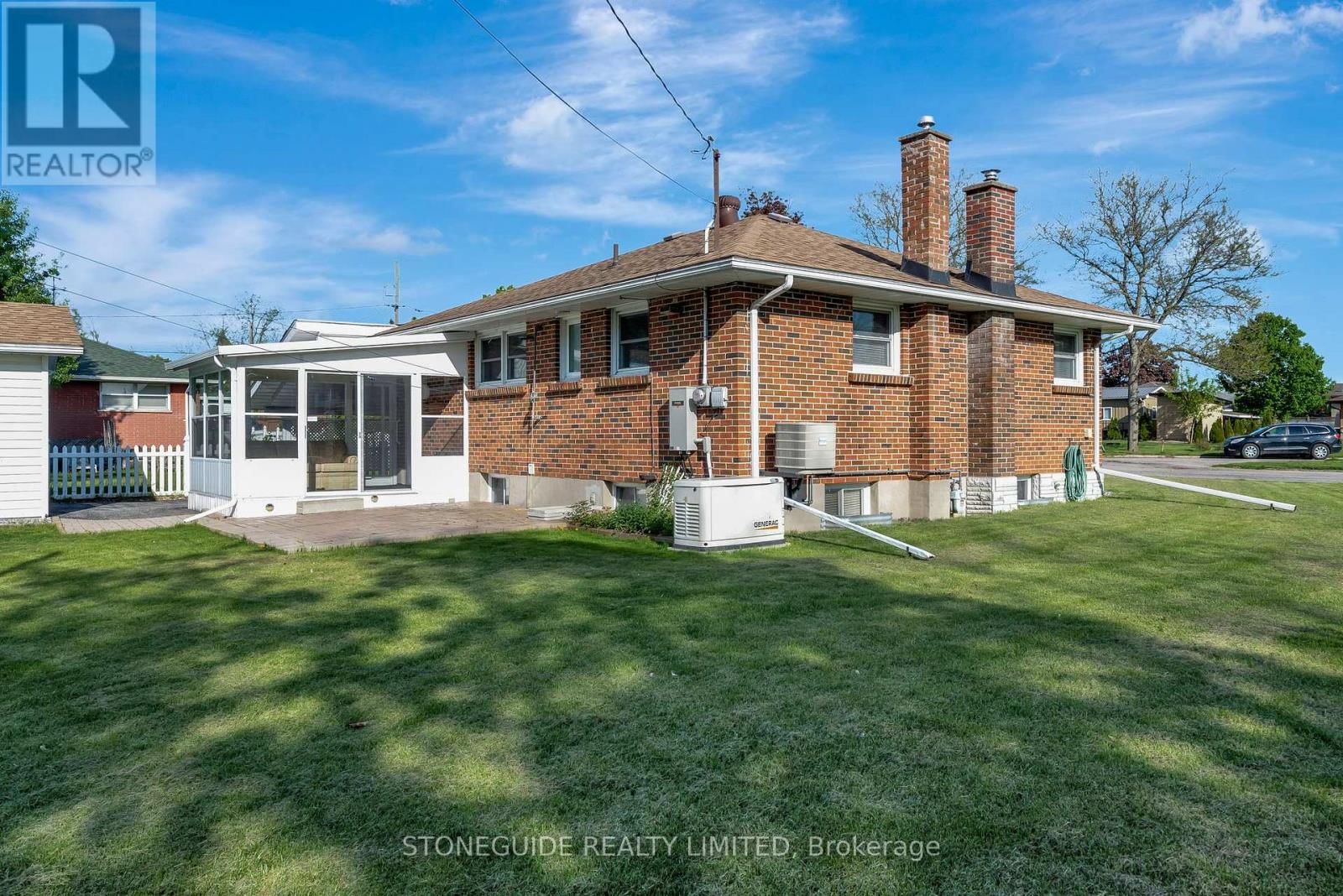 5 ARMOUR COURT Image 35