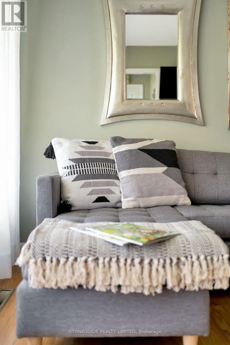 5 ARMOUR COURT Image 6