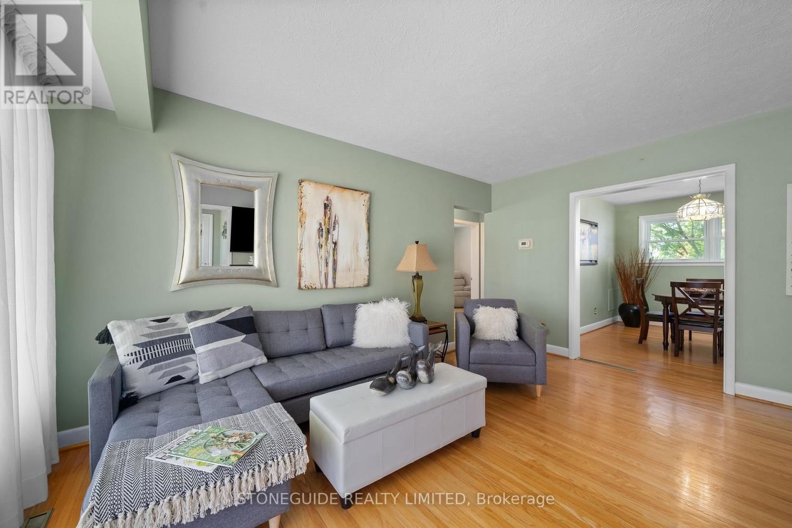 5 ARMOUR COURT Image 8