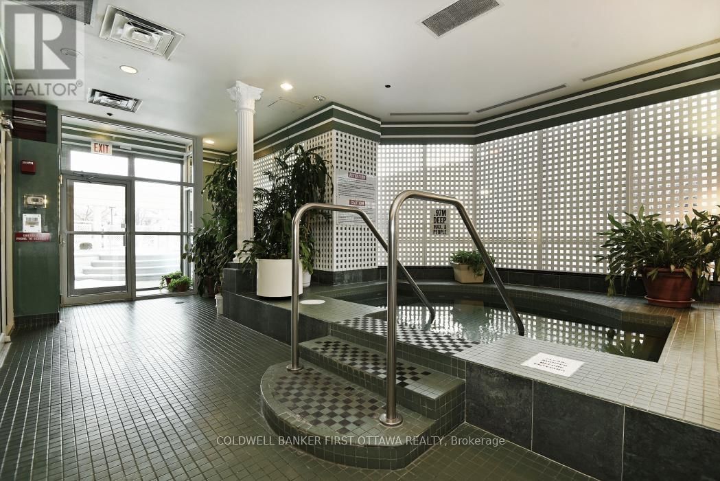 2702 - 1480 RIVERSIDE DRIVE Image 33