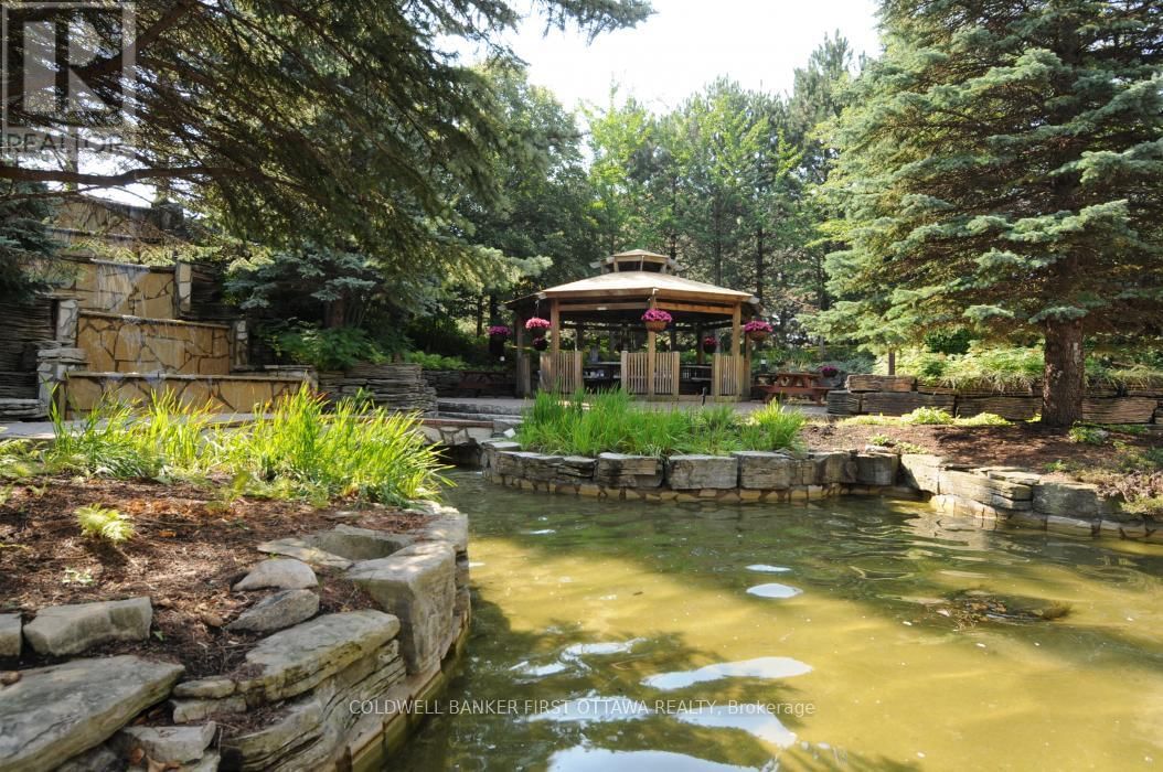 2702 - 1480 RIVERSIDE DRIVE Image 37