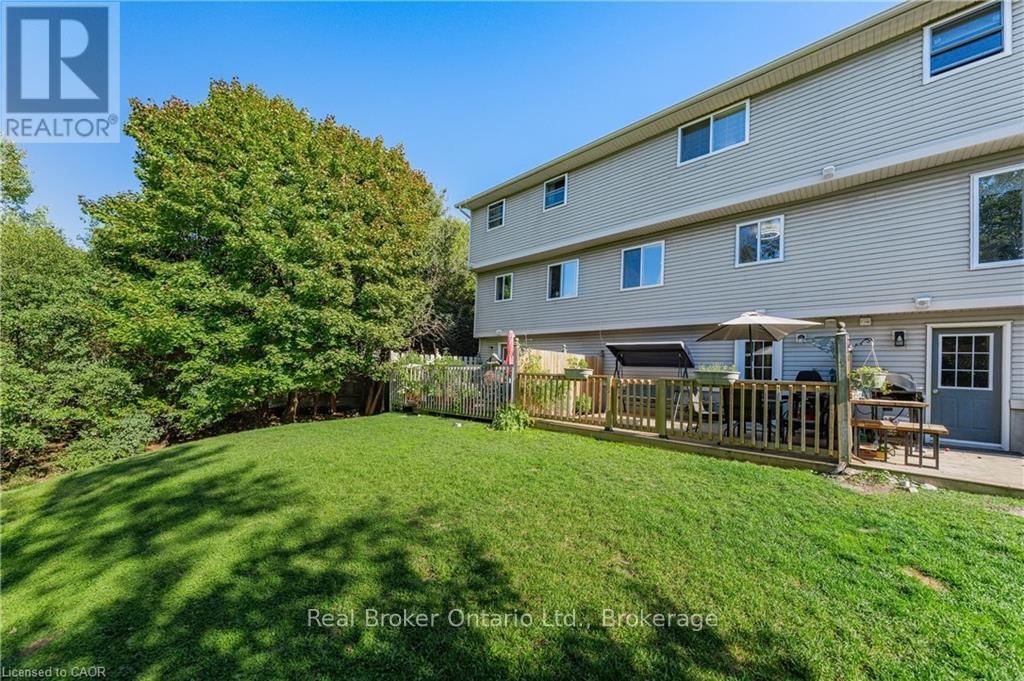 10 - 320 ALMA STREET Image 32