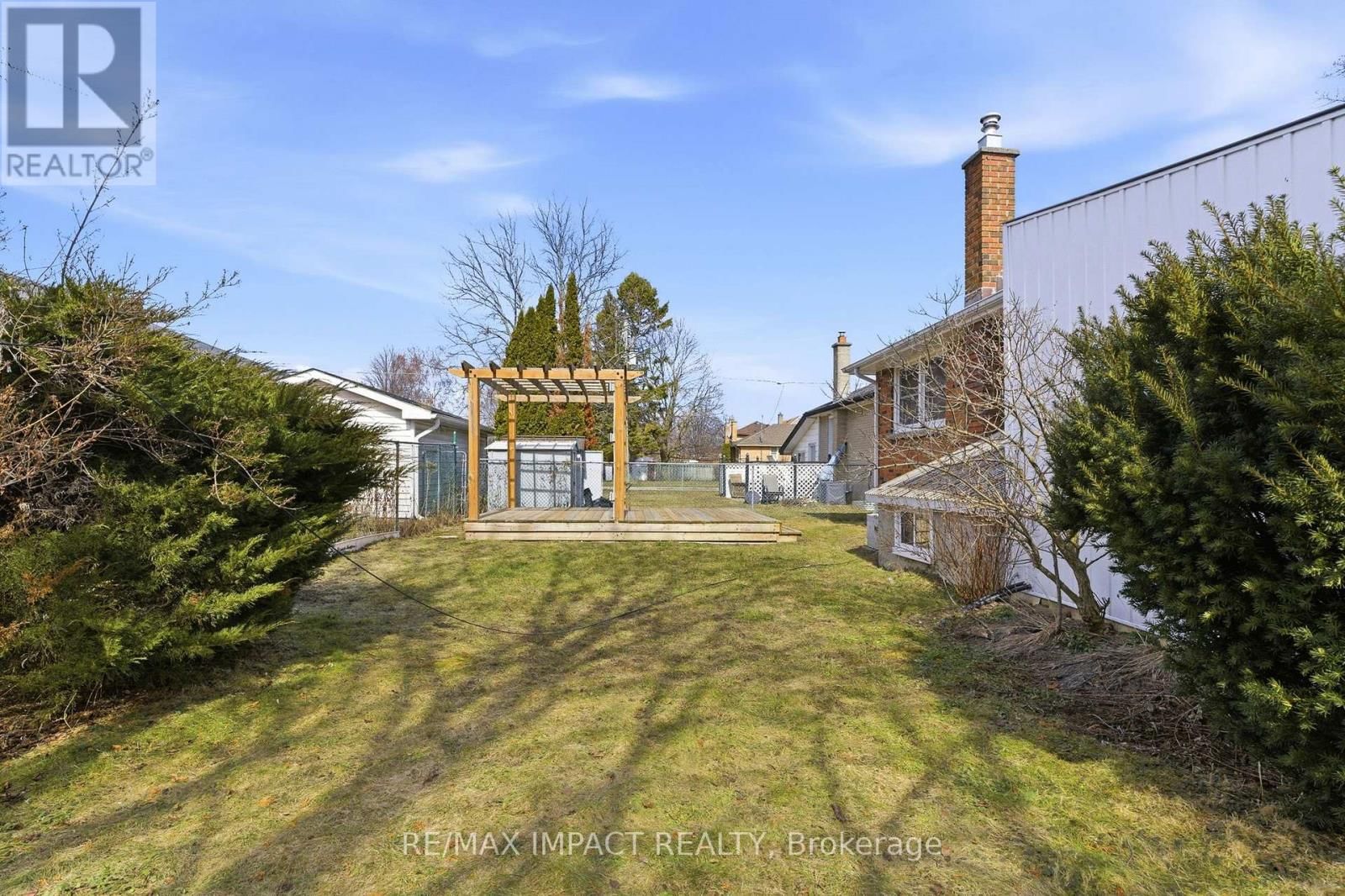 577 SINCLAIR STREET Image 36