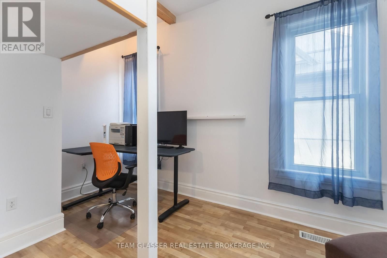 57 LOCUST STREET Image 28