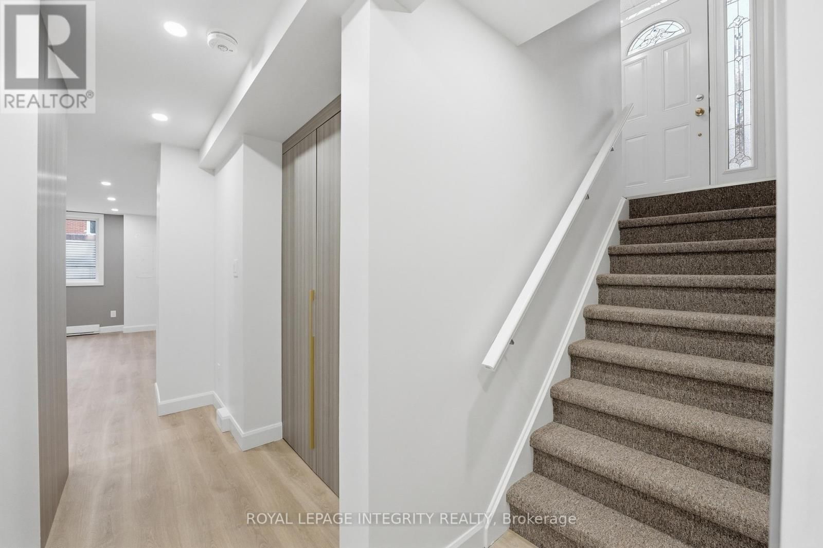 B - 2291 BADGER CRESCENT Image 5