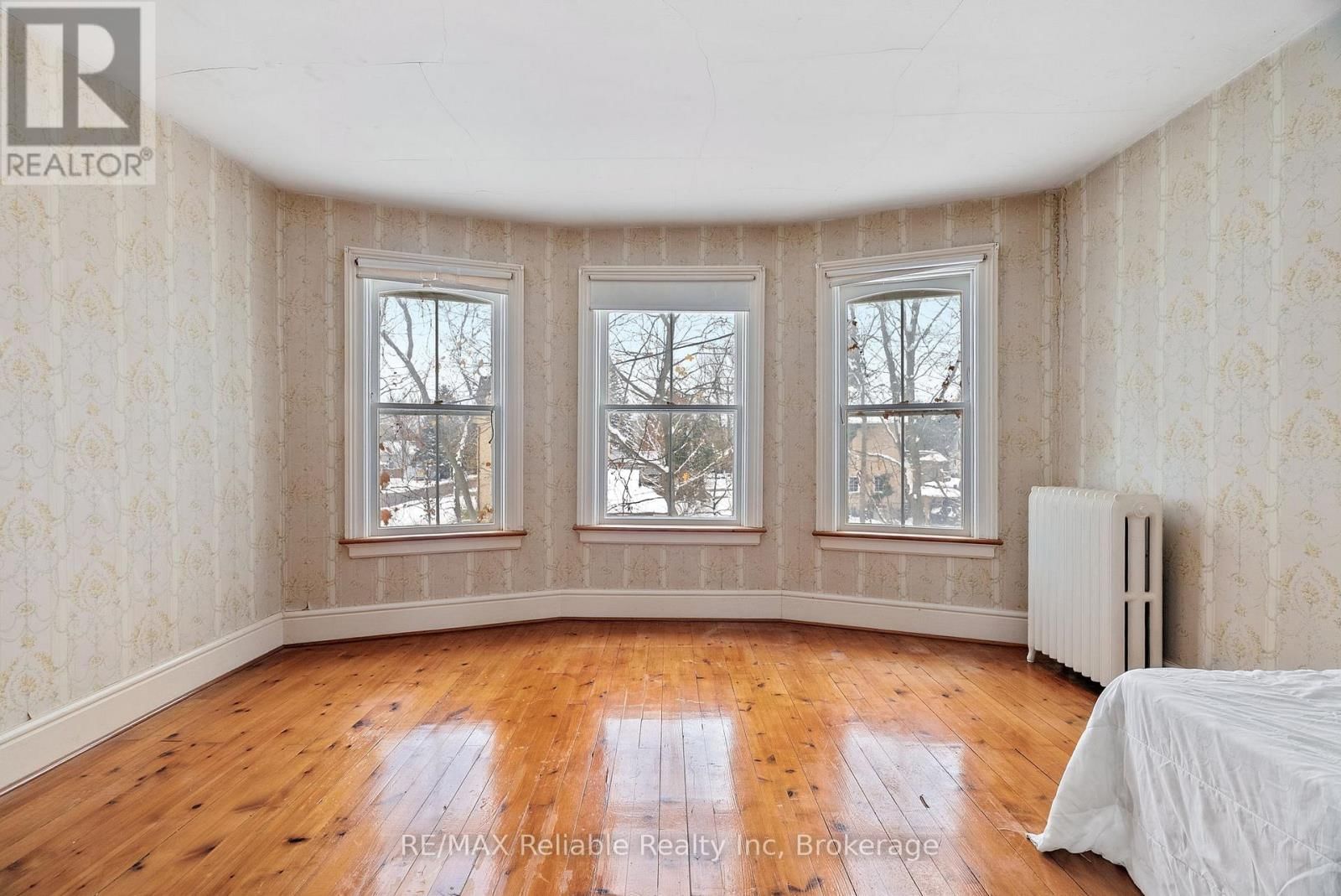 101 CENTRE STREET Image 27