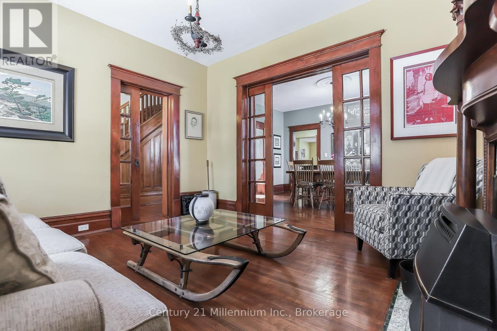 296 GARAFRAXA ST STREET Image 14