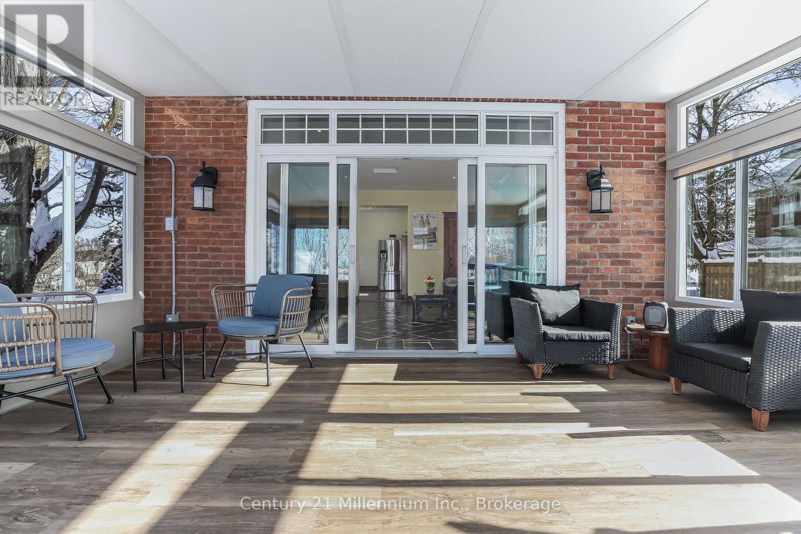 296 GARAFRAXA ST STREET Image 27