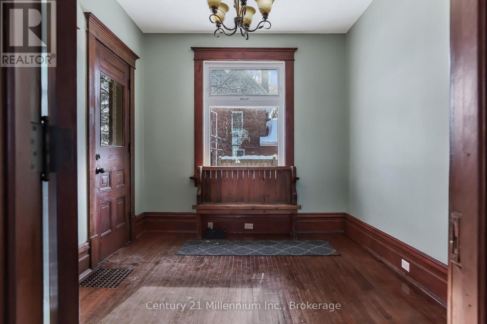 296 GARAFRAXA ST STREET Image 28