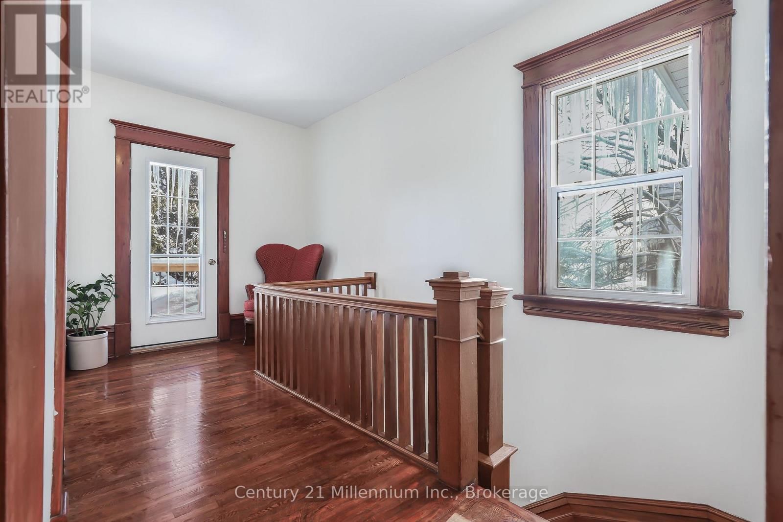 296 GARAFRAXA ST STREET Image 29