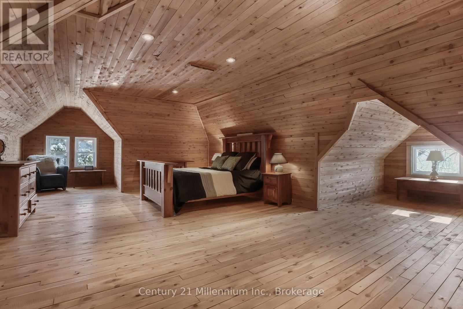 296 GARAFRAXA ST STREET Image 35