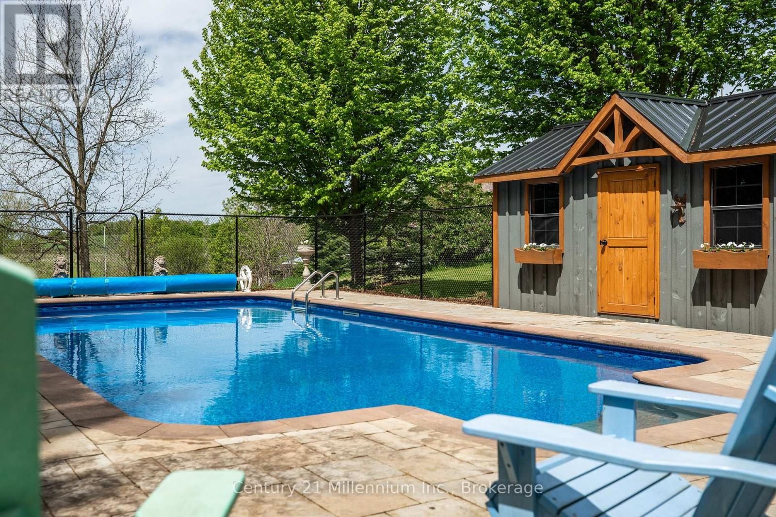 296 GARAFRAXA ST STREET Image 40