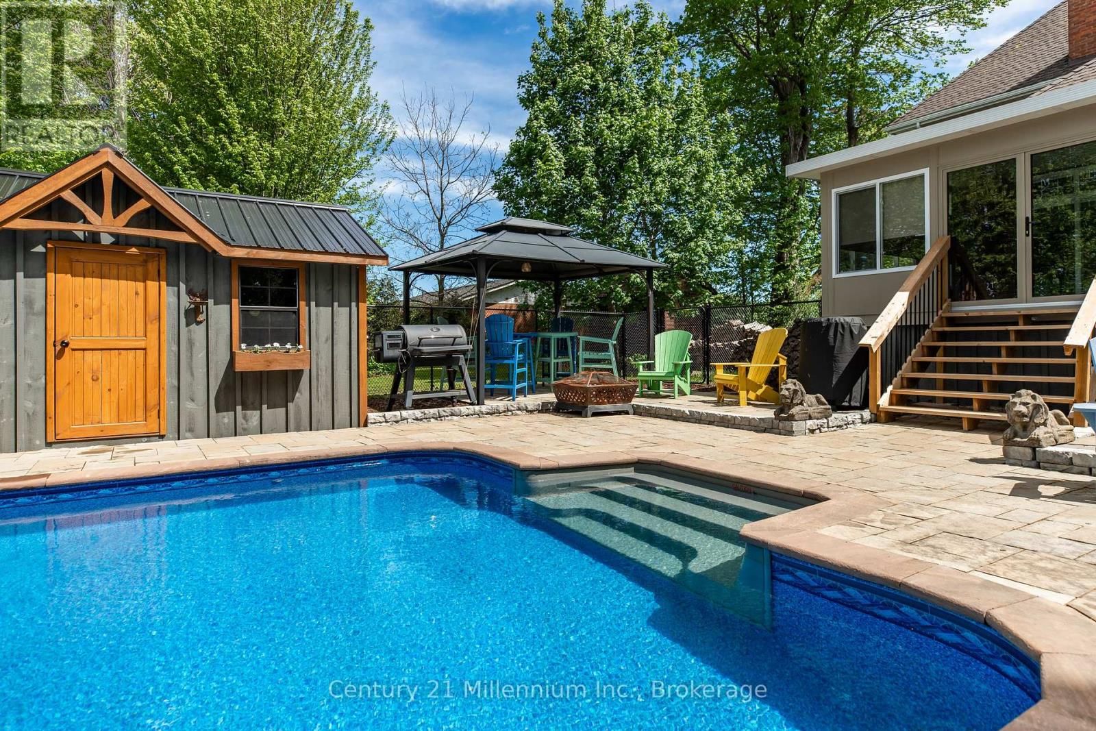 296 GARAFRAXA ST STREET Image 41