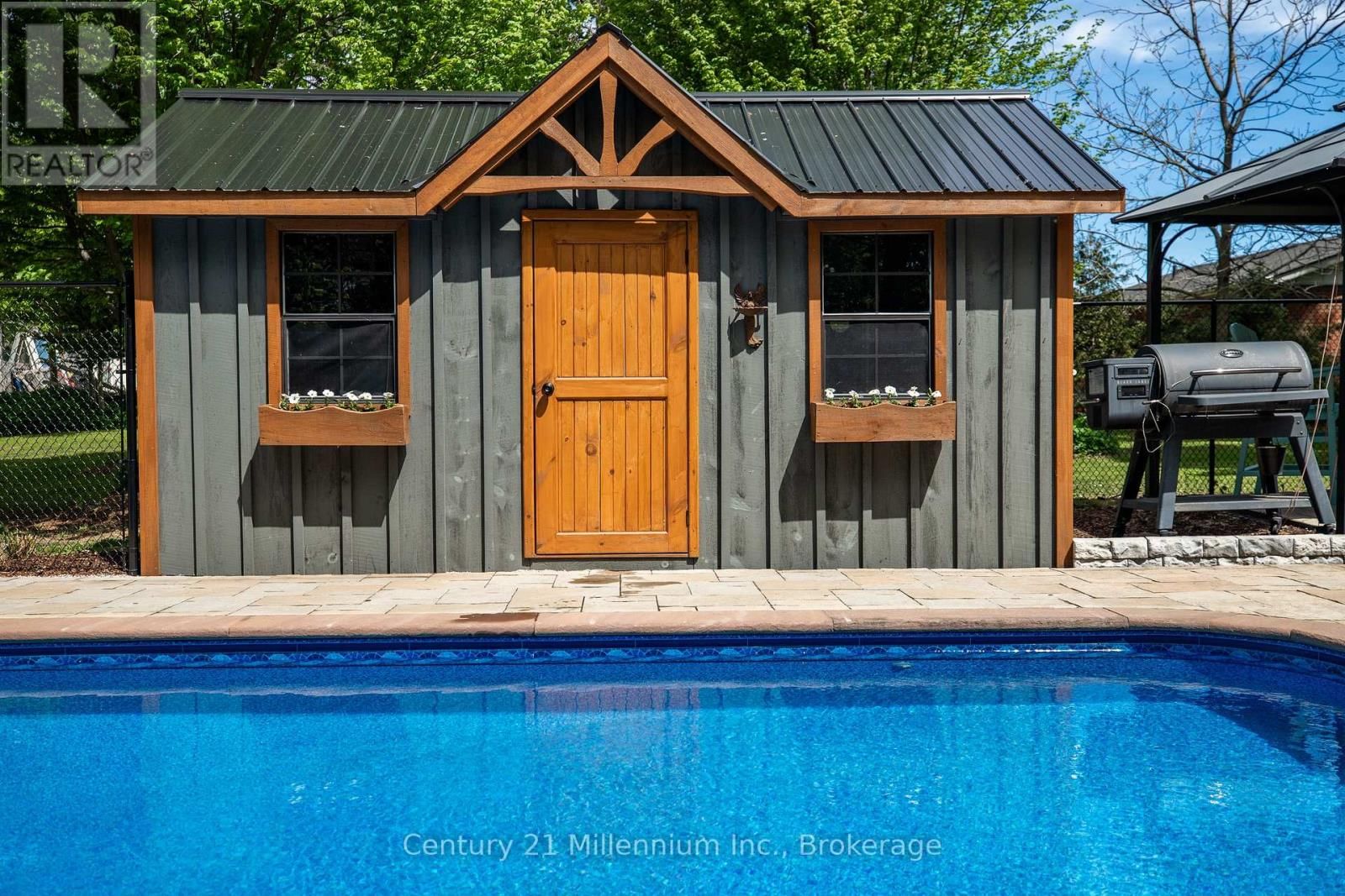 296 GARAFRAXA ST STREET Image 48