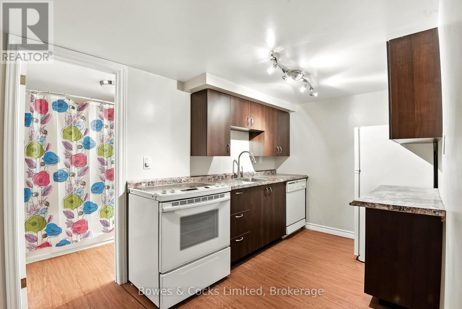 433 MANORHILL AVENUE Image 25