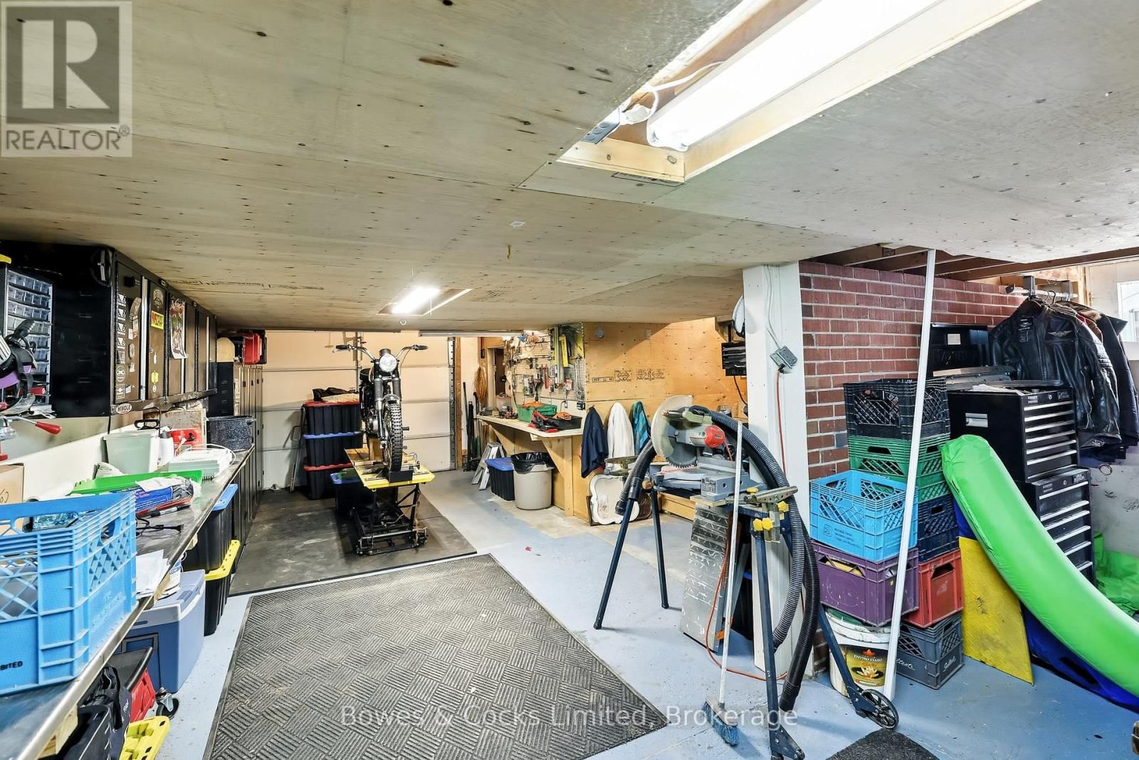 433 MANORHILL AVENUE Image 36