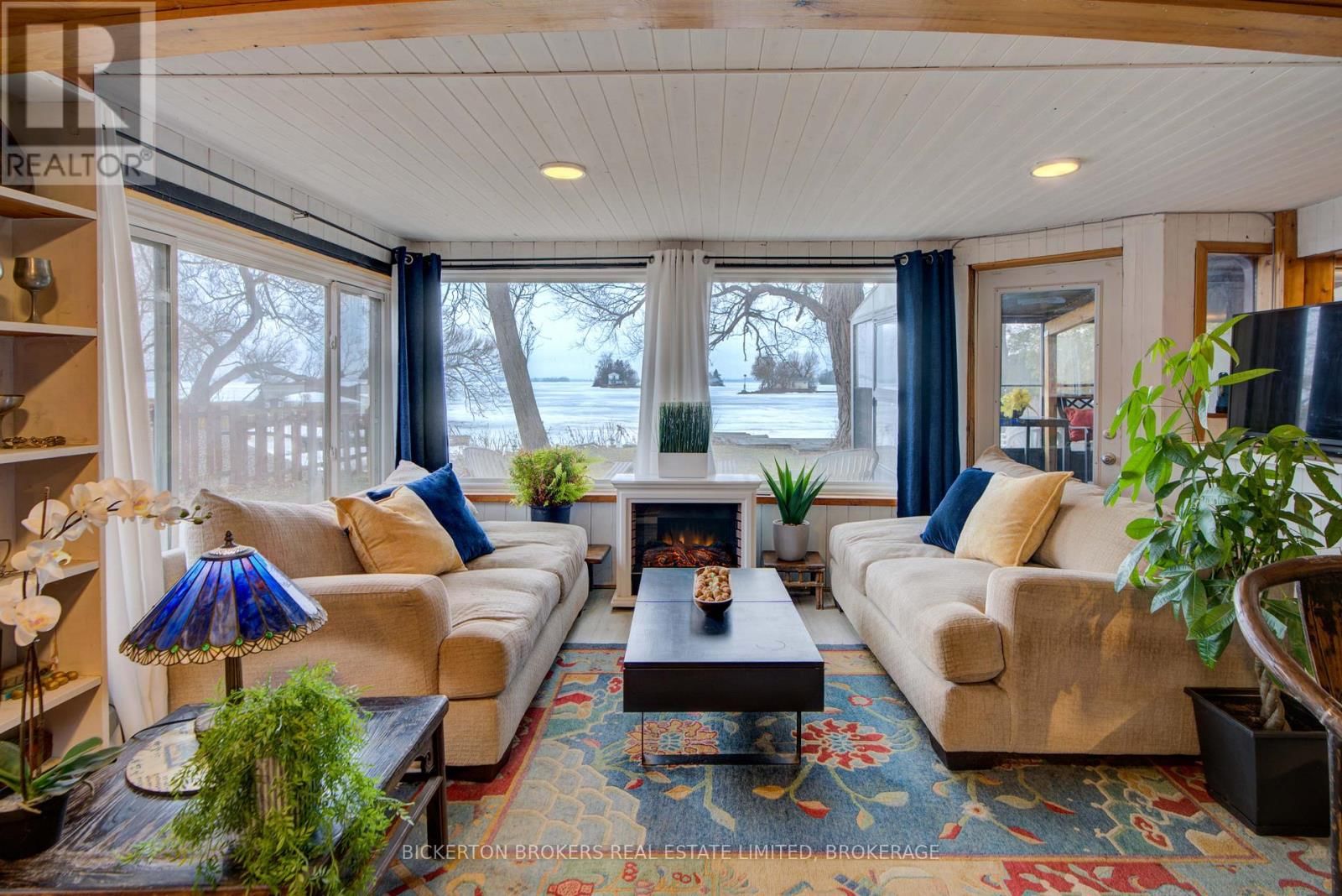 15 STURTIVANS LANE Image 17