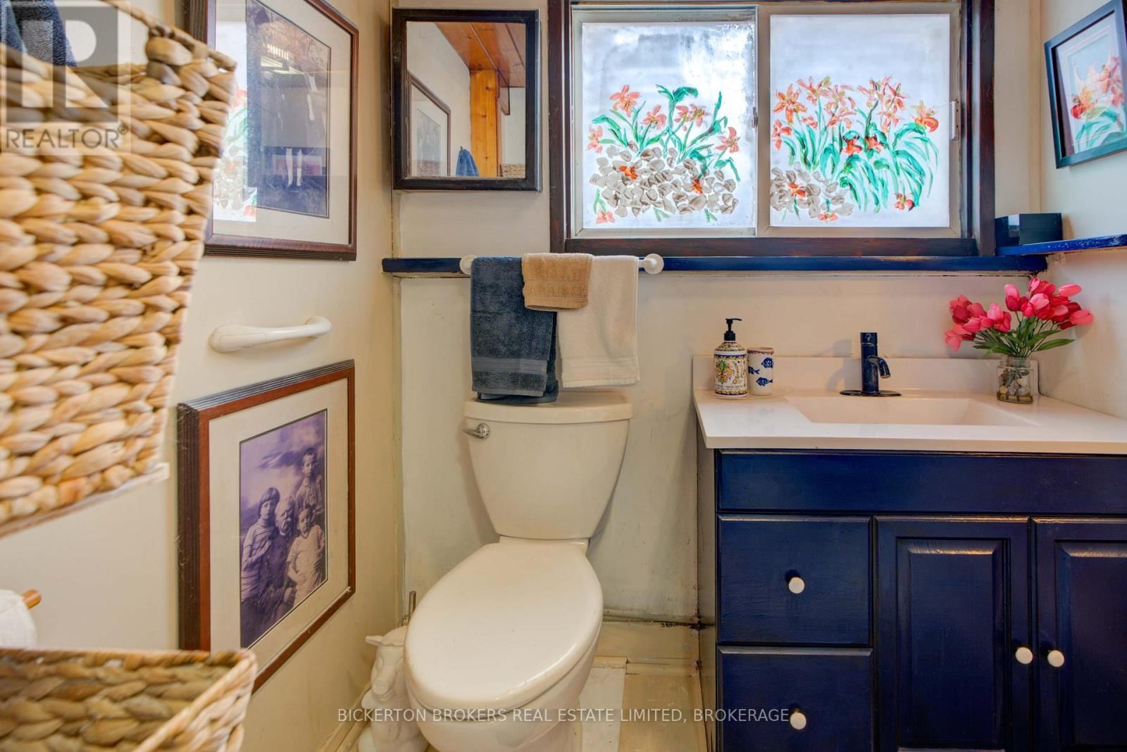 15 STURTIVANS LANE Image 32