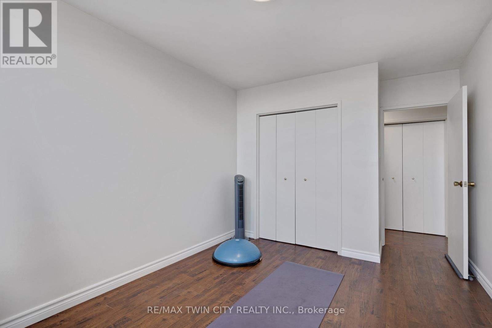 708 - 24 MIDLAND DRIVE Image 34