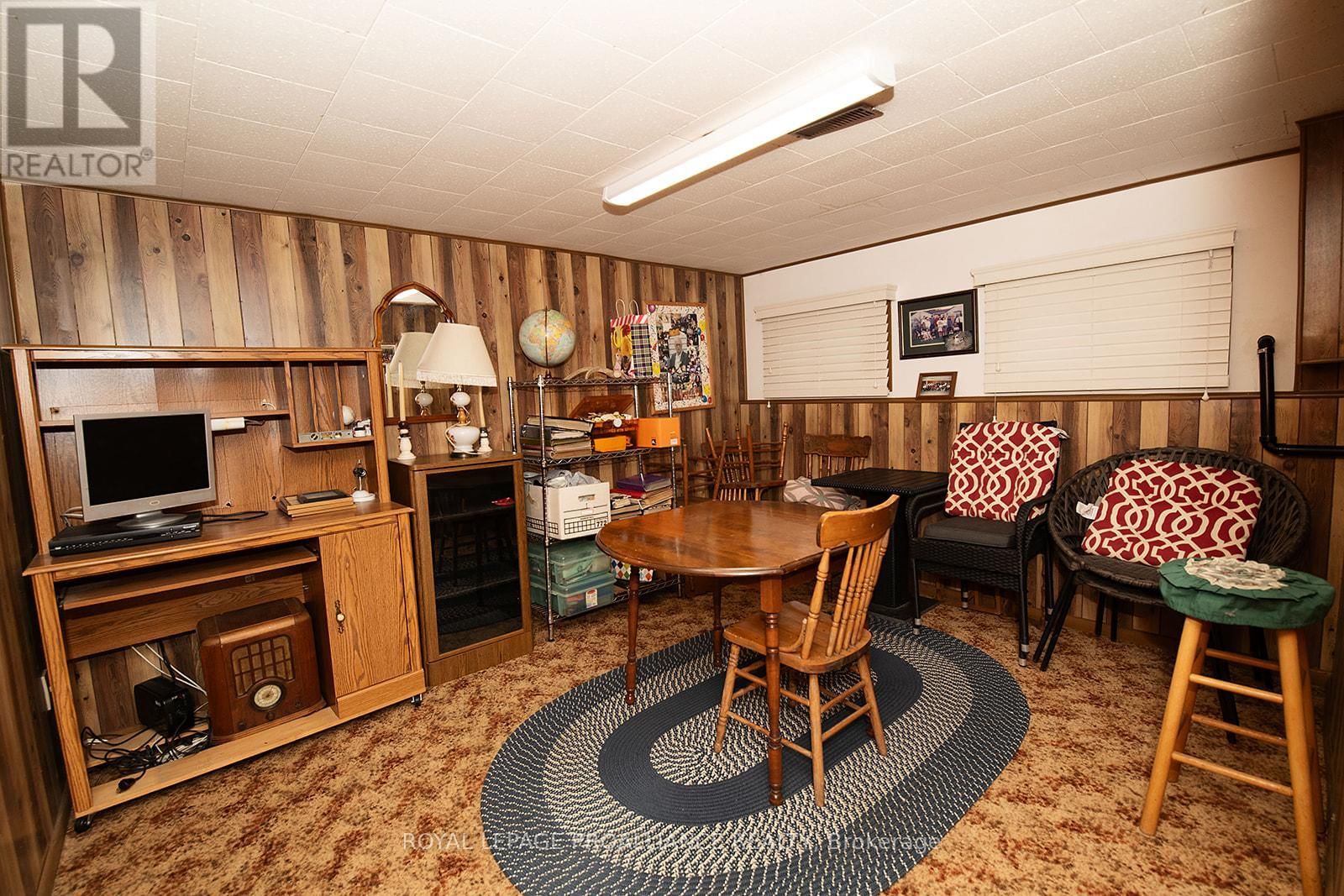 35 MORRIS DRIVE Image 21