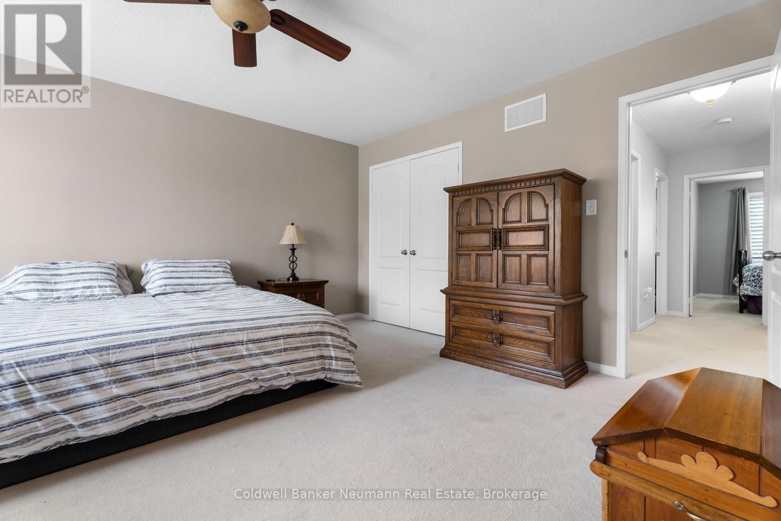 71 - 1035 VICTORIA ROAD SOUTH Image 12