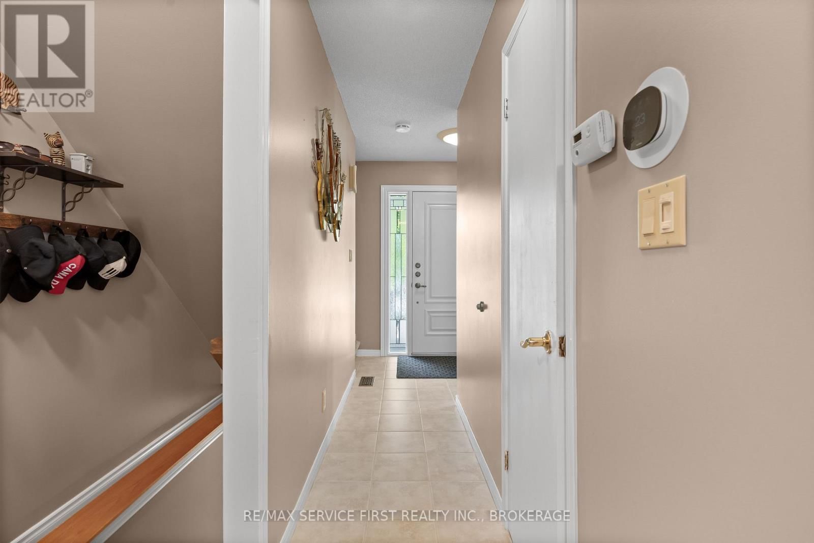 199 SPLINTER COURT Image 14