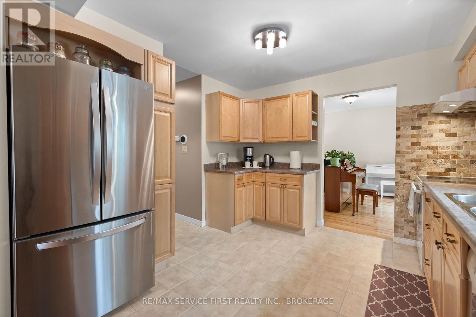 199 SPLINTER COURT Image 19