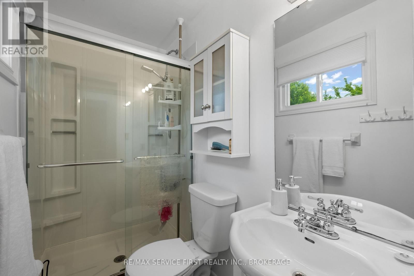 199 SPLINTER COURT Image 33