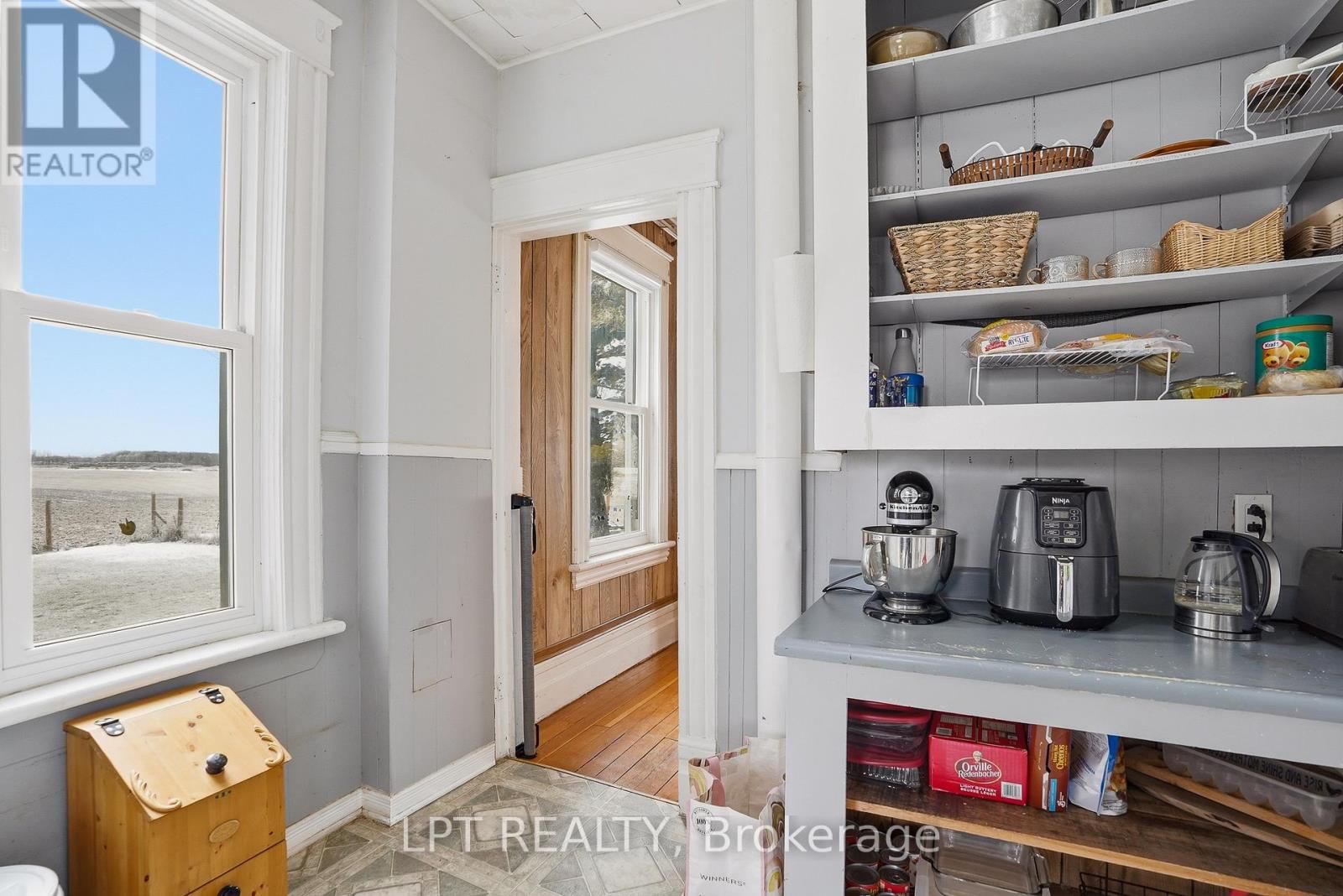 21630 LAGGAN-GLENELG ROAD Image 10